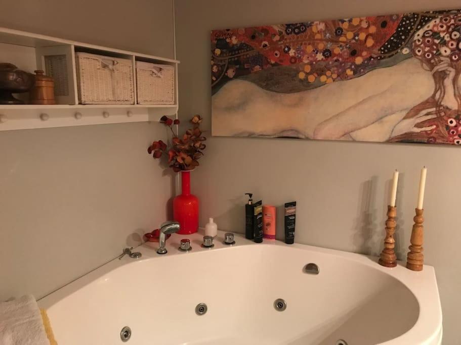 סטוונגר Charming Studio With Private Patio מראה חיצוני תמונה